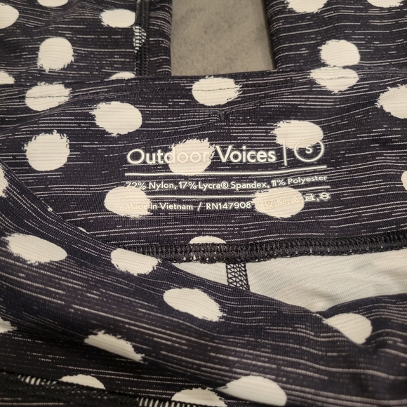Outdoor Voices Workout Leggings Polka Dot Tech Sweat 3/4 Size S - Picture 7 of 12
